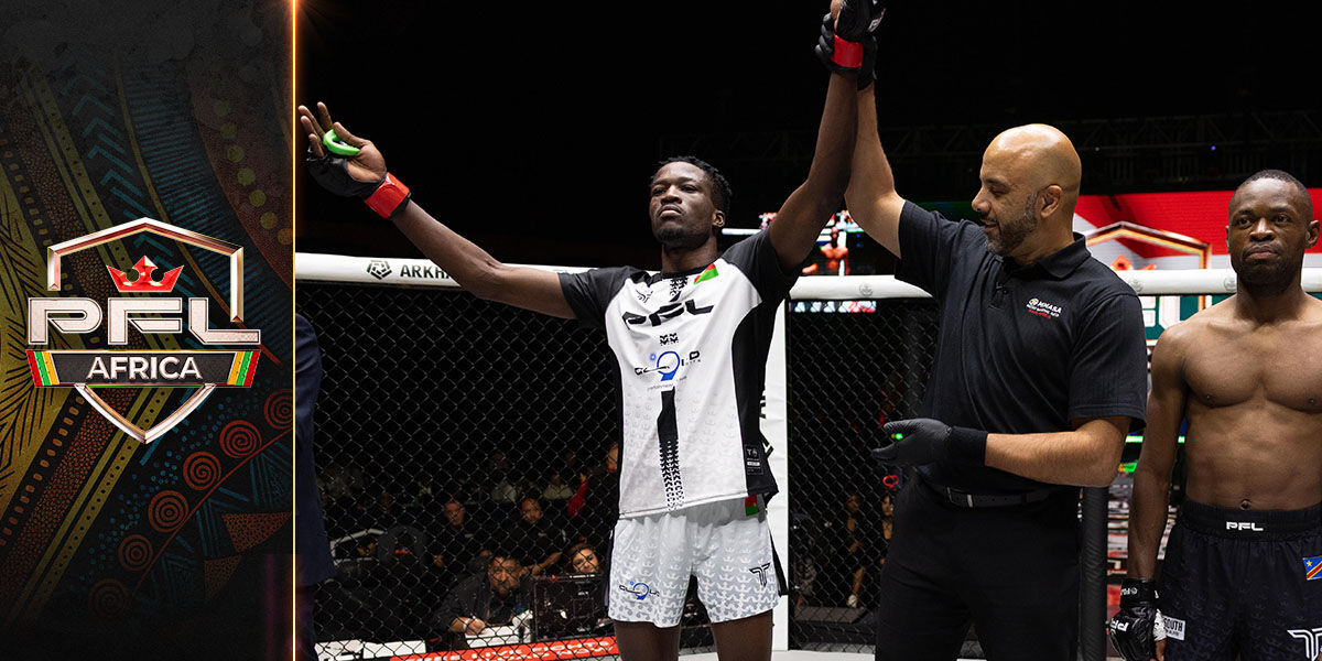 Abdoul Razac Sankara advances with highlight head kick KO