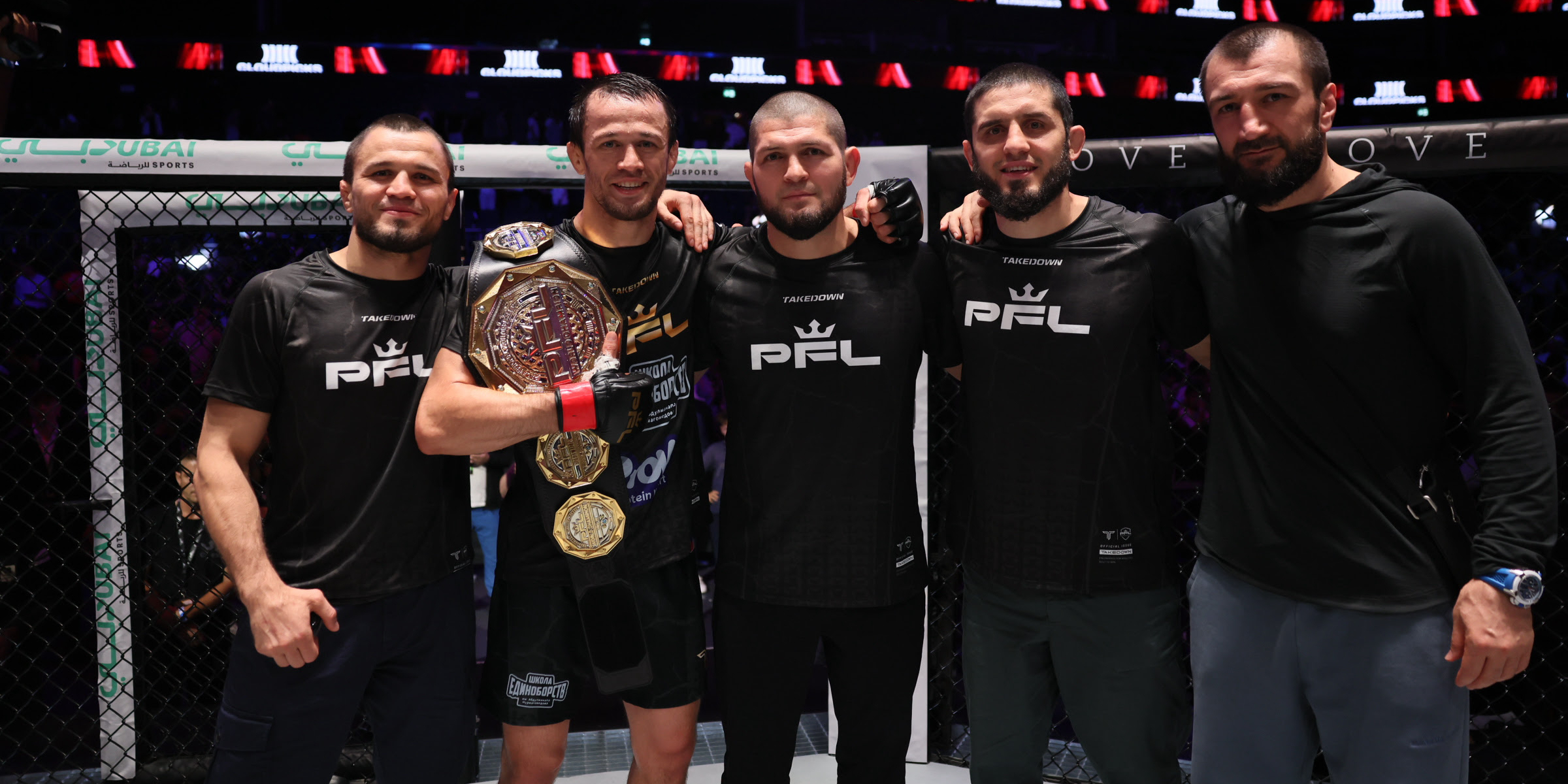 Усман Нурмагомедов с чемпионским поясом PFL
